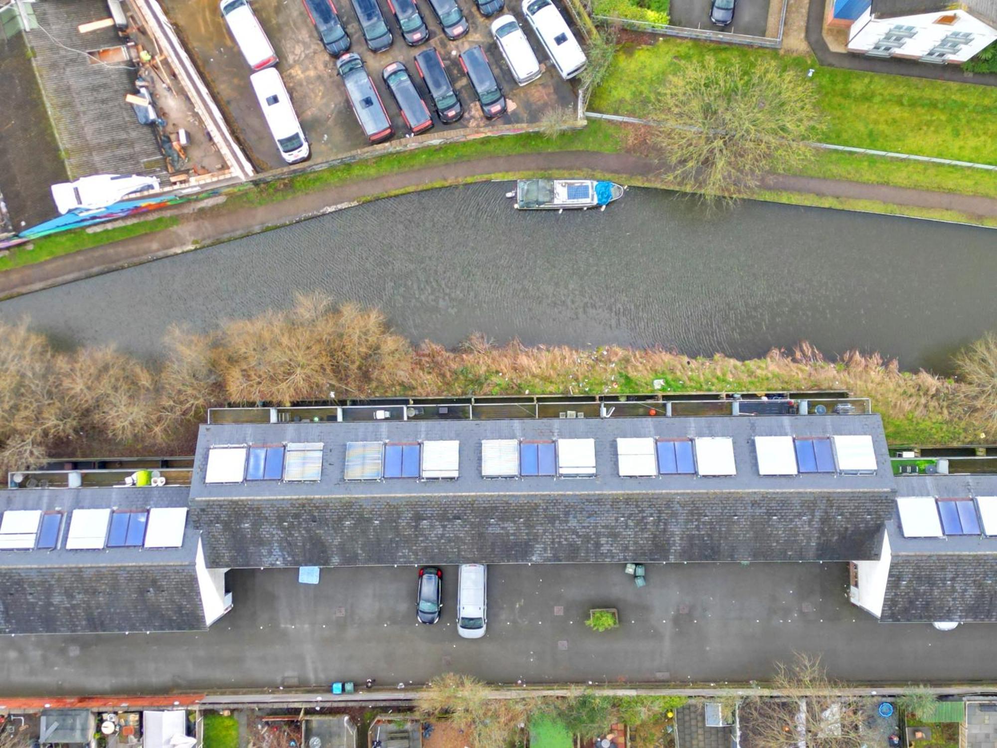 Luxury Waterfront Property With Free Parking Coventry Exterior foto